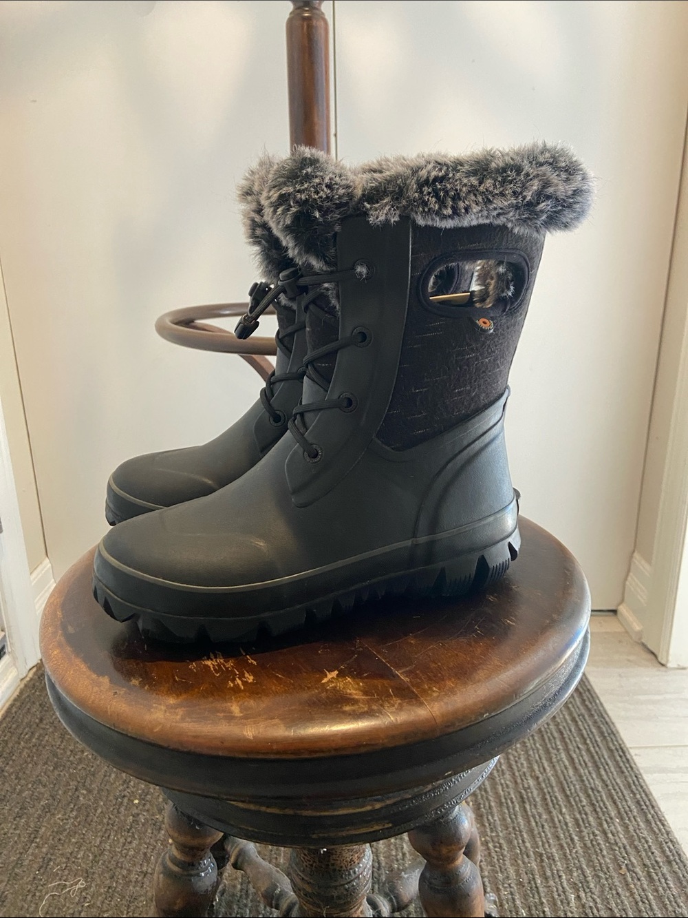 Bogs Arcata II Dash Youth Black Faux-Fur Trim Waterproof Winter Boots